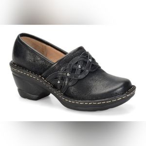 Softspots Lennox Clog with Leather Accents Size 6M Color Black